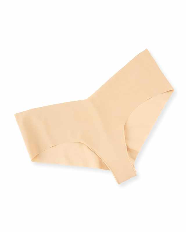 Low-Rise Girl Shorts